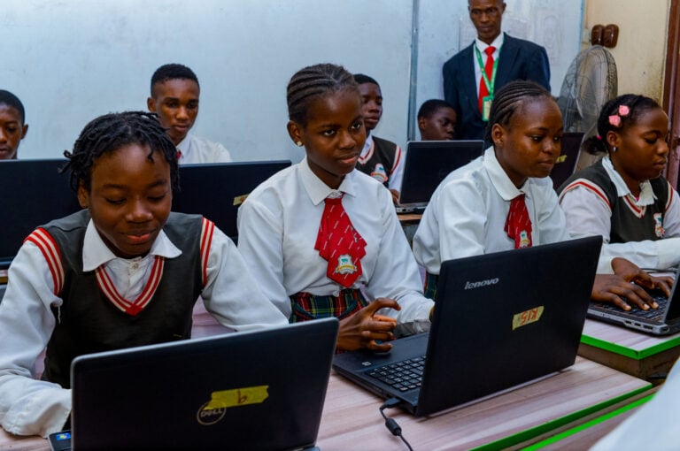 DSC_7335(1) DSC_7335(1)